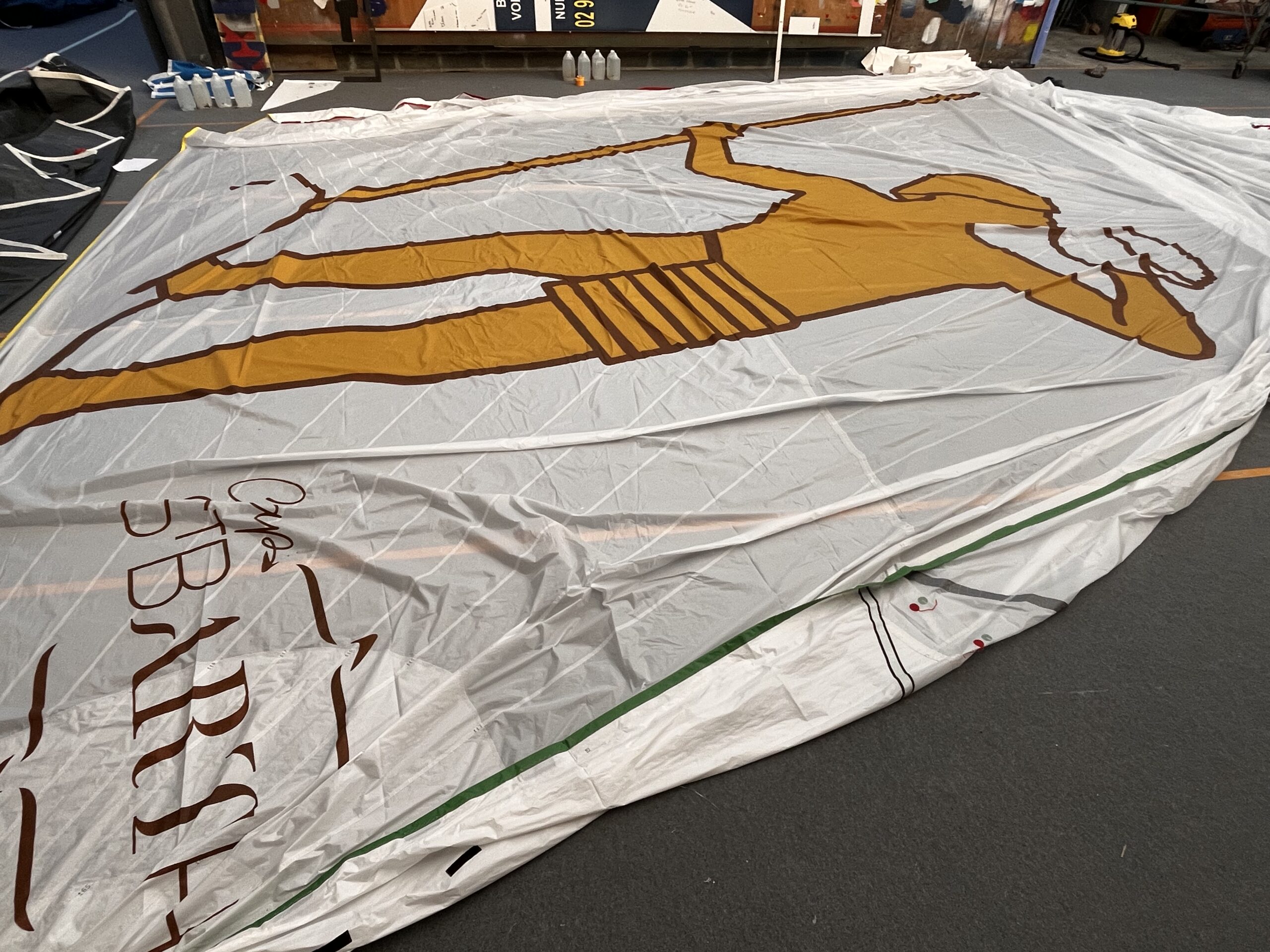 Peinture sur spi Figaro Beneteau Peinture sur spi Figaro Beneteau