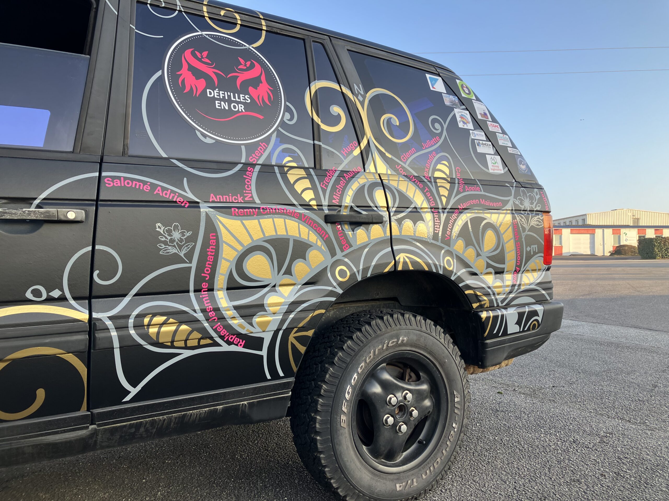 covering véhicule rallye des gazelles