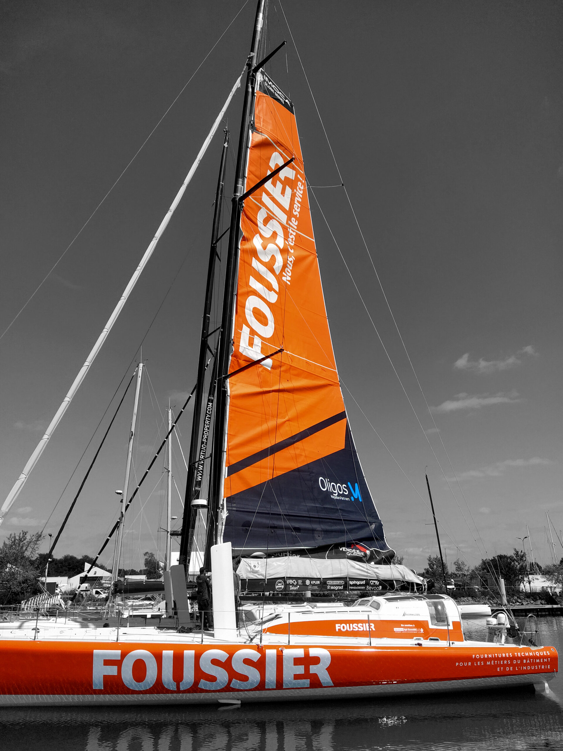 Décoration Voile et coque Imoca Foussier