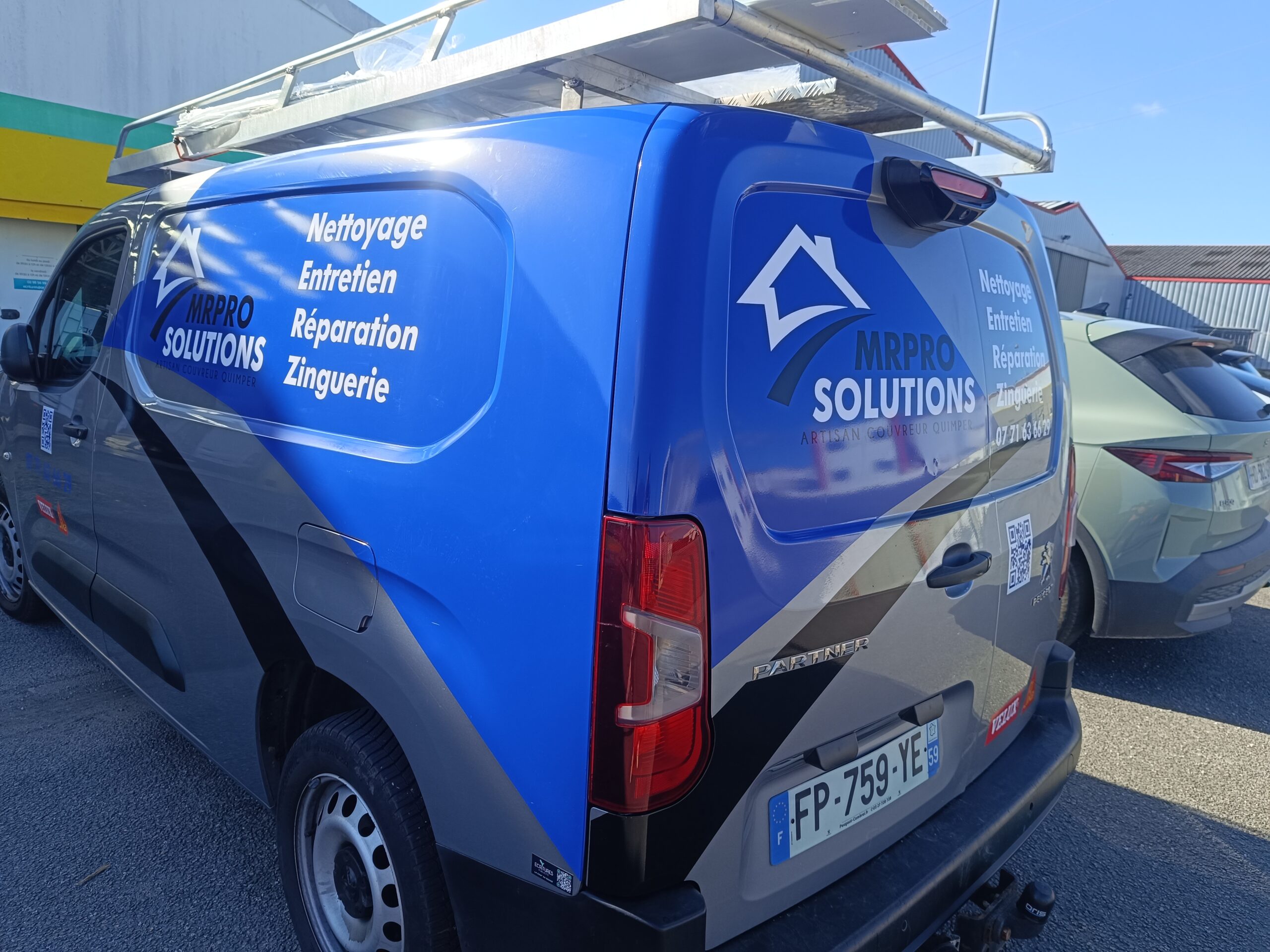 Covering adhésif coulé Covering adhésif coulé